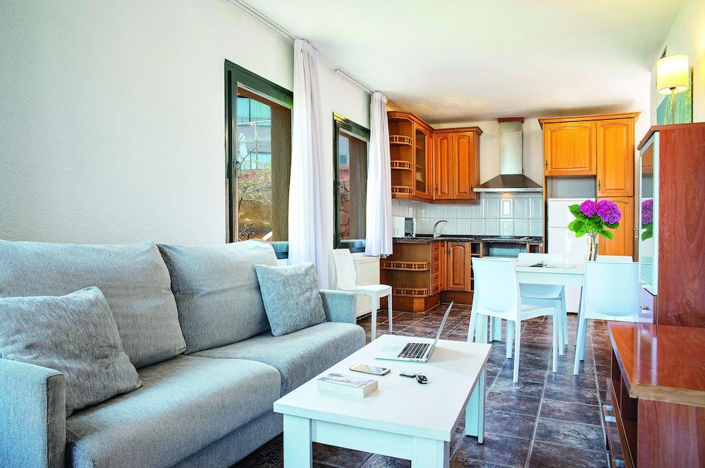 Pierre & Vacances Villa Romana Tossa de Mar Exteriör bild